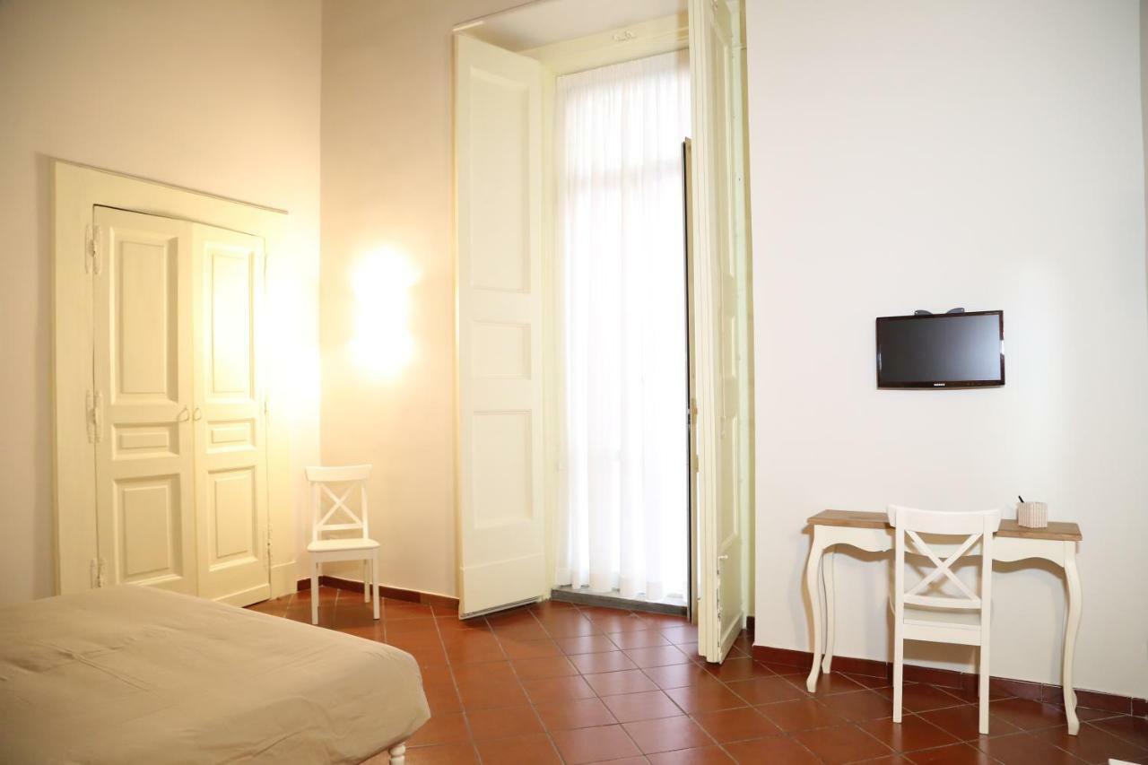 Domus Donnaregina Apartments ナポリ エクステリア 写真