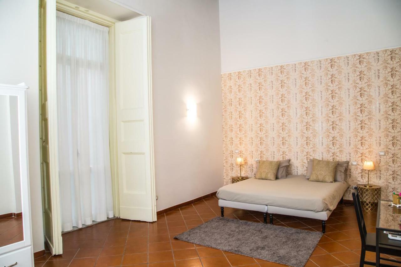 Domus Donnaregina Apartments ナポリ エクステリア 写真