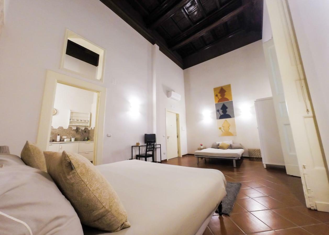 Domus Donnaregina Apartments ナポリ エクステリア 写真
