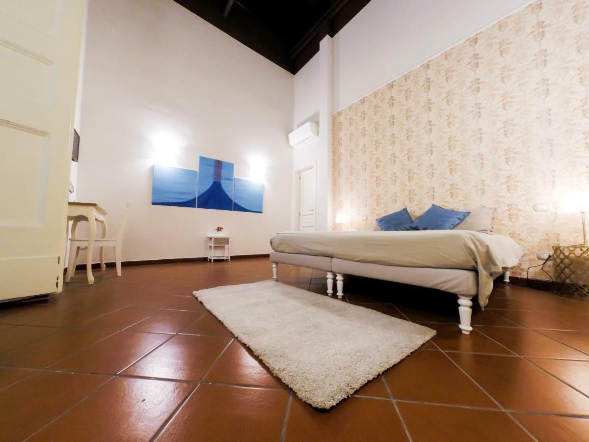 Domus Donnaregina Apartments ナポリ エクステリア 写真