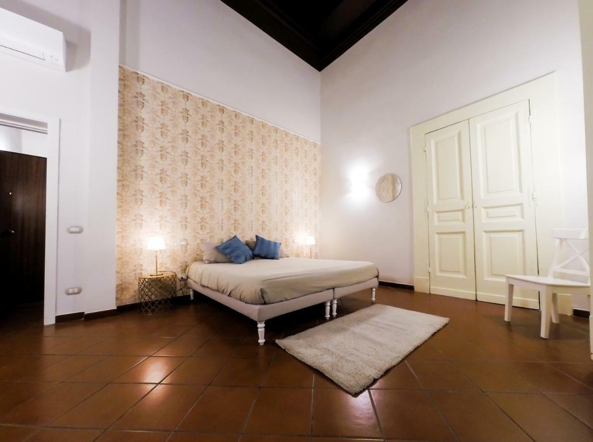 Domus Donnaregina Apartments ナポリ エクステリア 写真